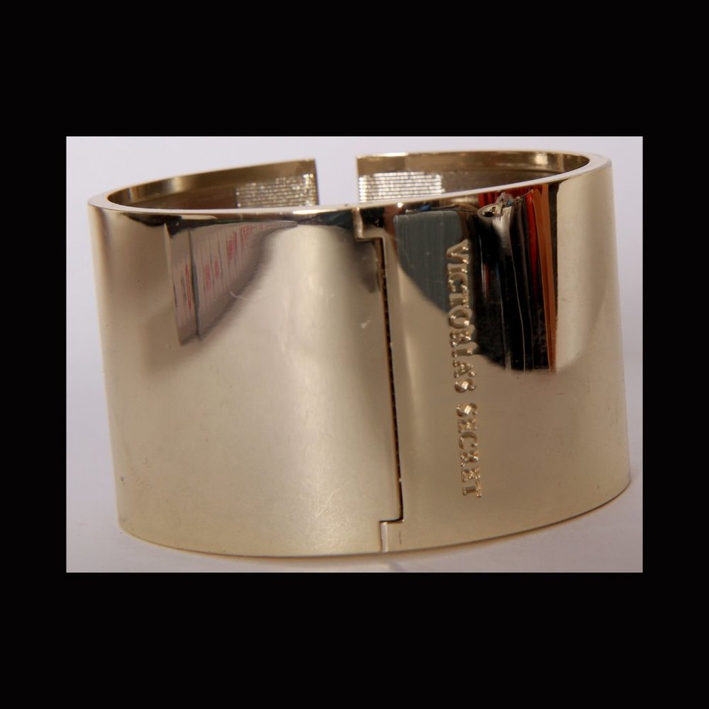 VS Gold Tone Hinged Bangle w/Rhinestones - Picture 2 of 5